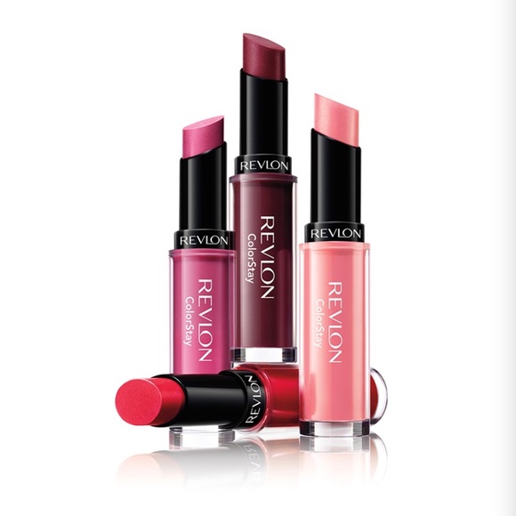 Revlon ColorStay Ultimate Suede Lipstick- 070 PREVIEW - Picture 5 of 10